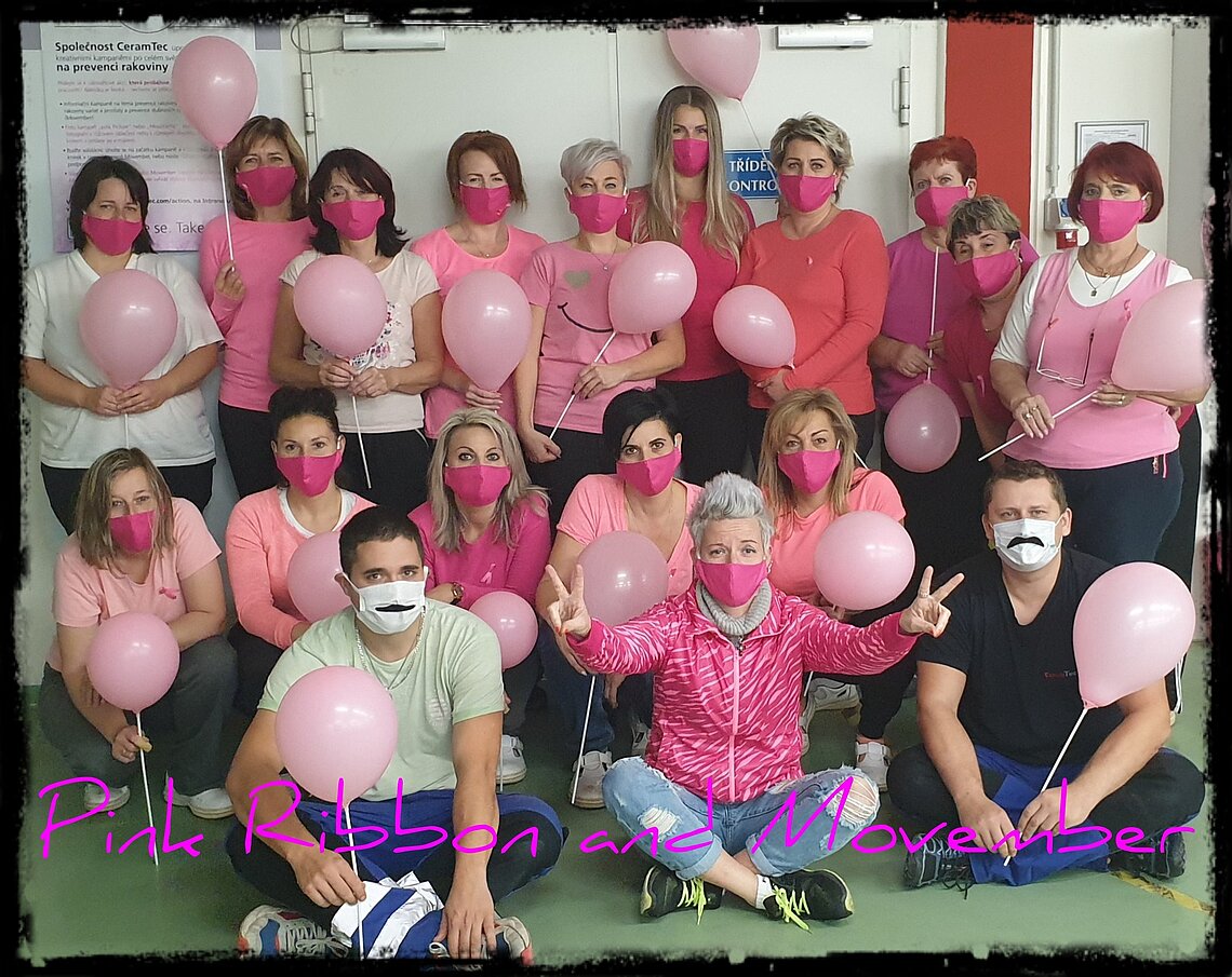 CeramTec Mitarbeiter tragen alles in Rosa zum Pink Ribbon Day