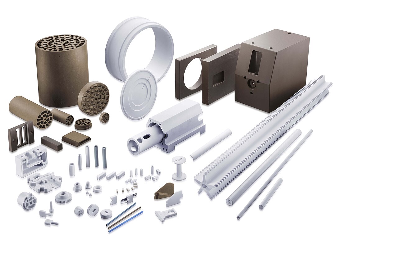 différents produits en céramique silicatée de CeramTec