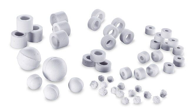 supports catalytiques en céramique pour l'industrie chimique